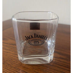 Jack Daniels Old No7 Brand 1913 Gold Medal Square Glass